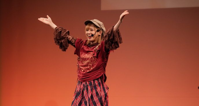 謎解き+ライブ=笑顔満開!声優・高橋李依さんの公式メンバーズクラブイベント「りえ高祭2025」開催報告